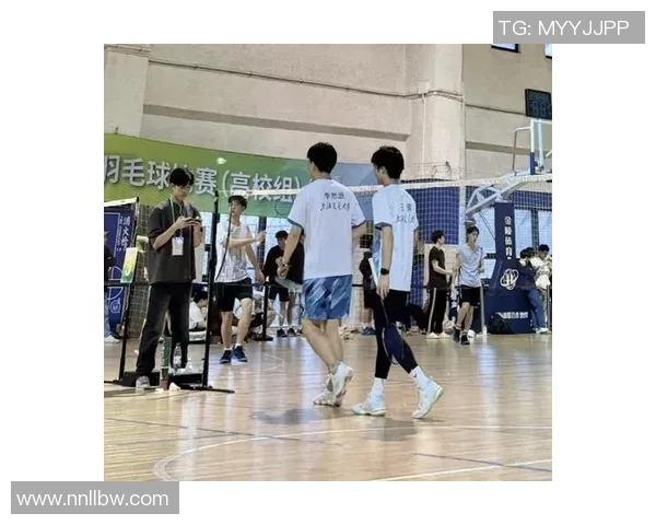 上海羽毛球队状态引发热议球迷与专家各执己见的背后故事