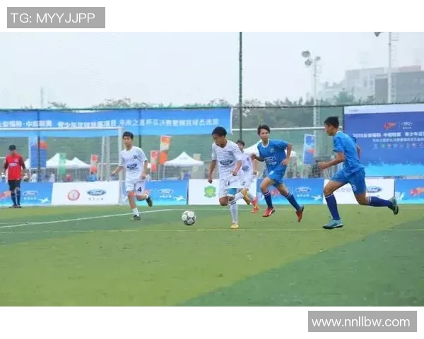 刘昂足球：探索青少年足球发展的新路径与未来愿景